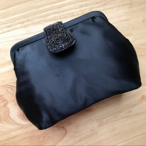 La Regale Black Satin Beaded Mini Evening Bag - Picture 13 of 13